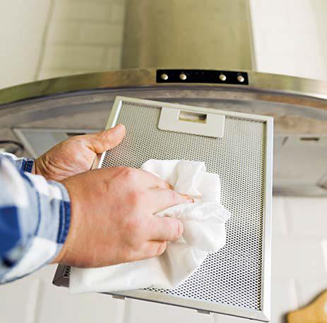 Cleaning exhaust filter